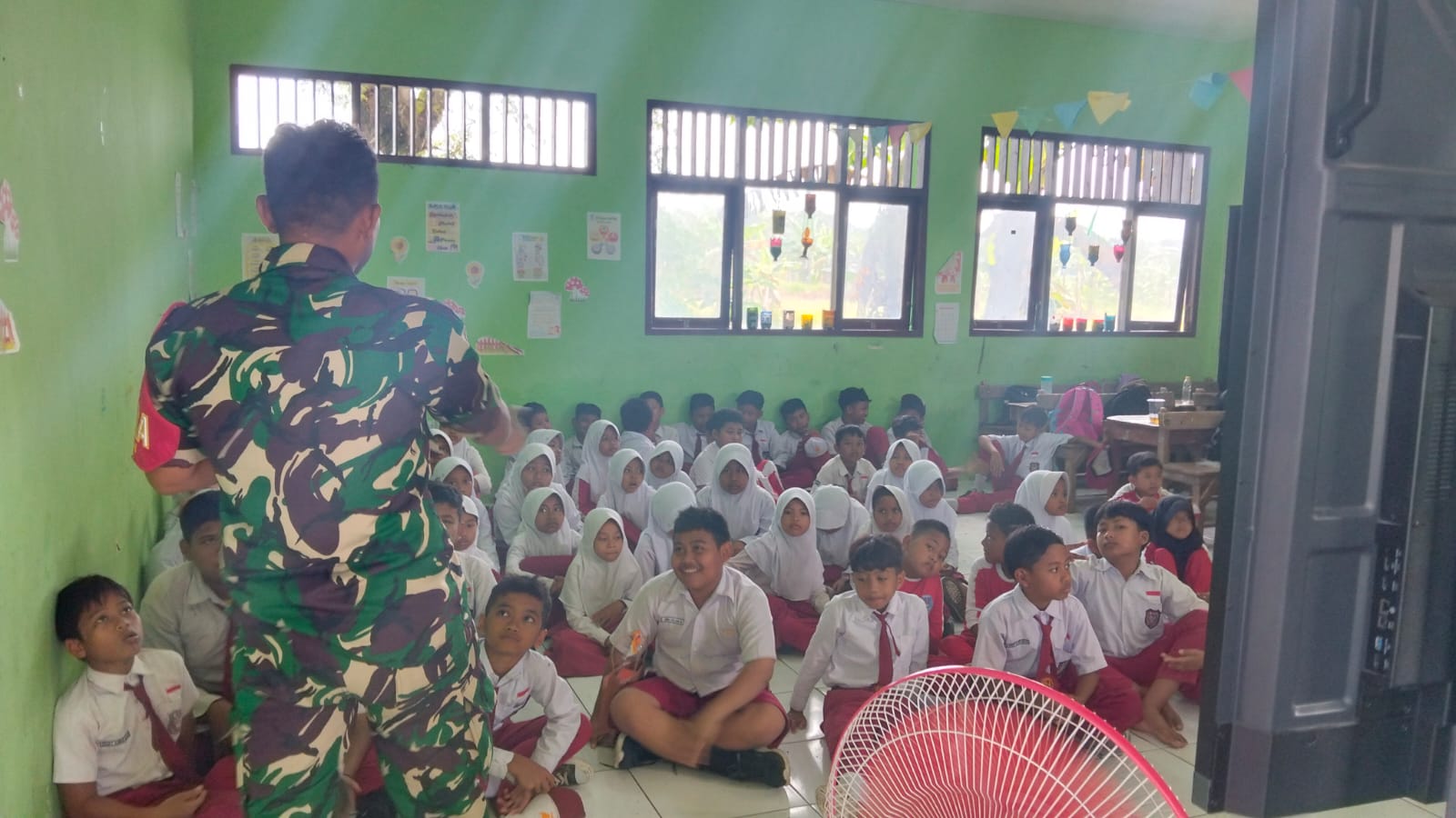 Sosialisasi pembinaan wawasan kebangsaan